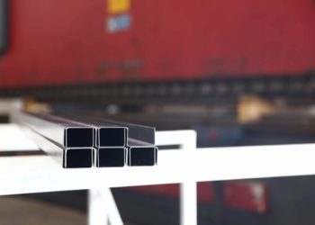 چرا نباید ساندویچ پانل دست دوم بخریم؟